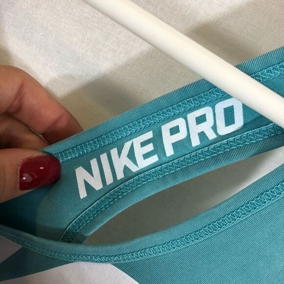 Ladies Nike Pro Dri-Fit Racer Back Tank Top Small - Picture 9 of 12